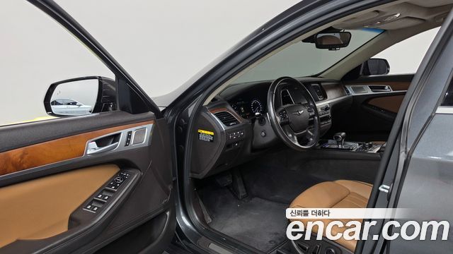 Genesis G80 2019 — photo 13