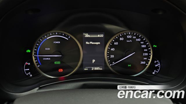 Lexus NX 2019 — photo 11
