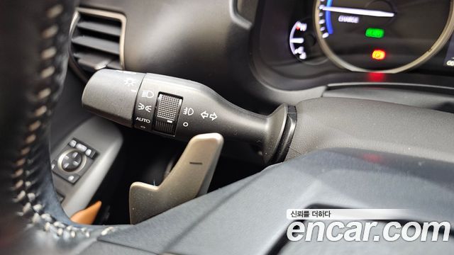Lexus NX 2019 — photo 25