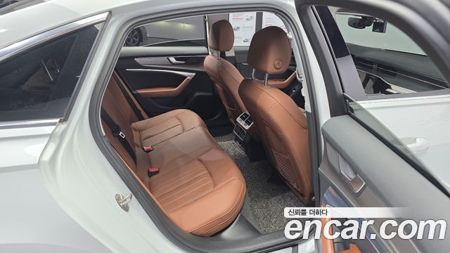 Audi A6 2020 — photo 18