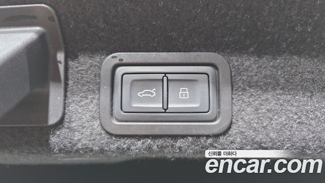 Audi A6 2020 — photo 27