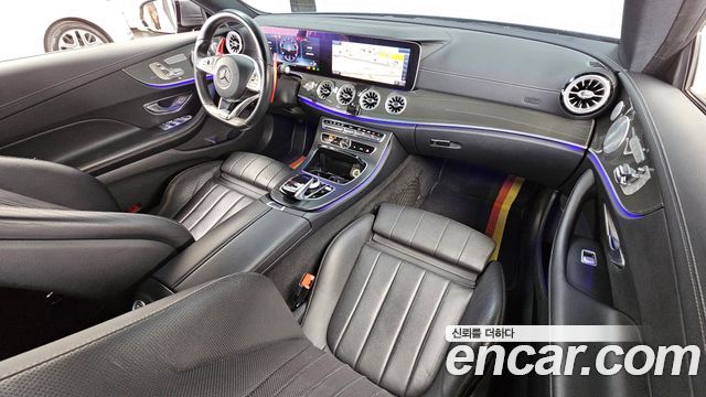 Mercedes-Benz E-Class 2017 — photo 10