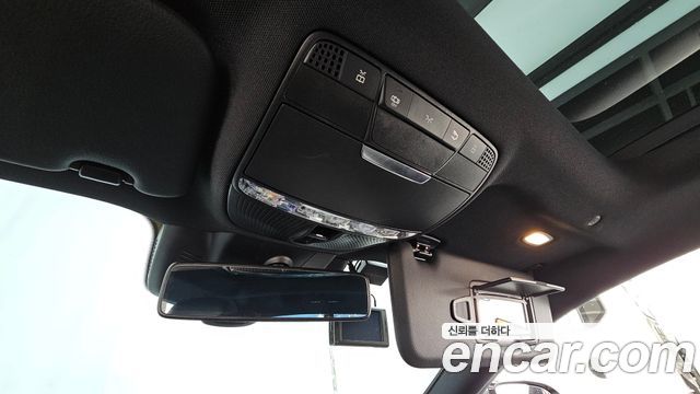 Mercedes-Benz E-Class 2017 — photo 35