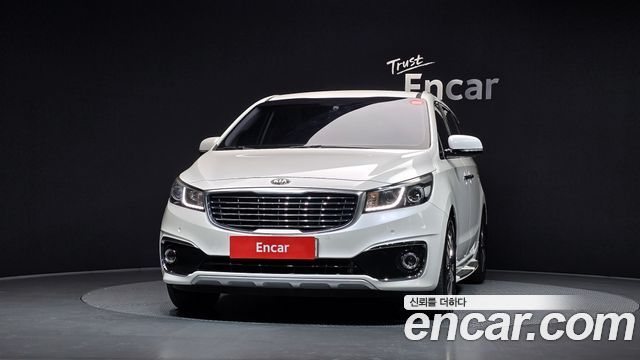 Kia Canival 2015 — photo 3