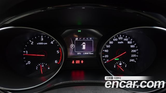 Kia Canival 2015 — photo 8