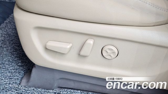 Kia Canival 2019 — photo 24