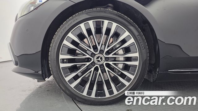 Mercedes-Benz S-Class 2022 — photo 5