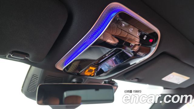 Mercedes-Benz S-Class 2022 — photo 17