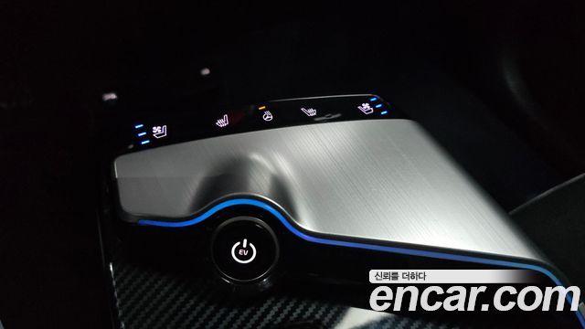 Kia EV6 2022 — photo 25