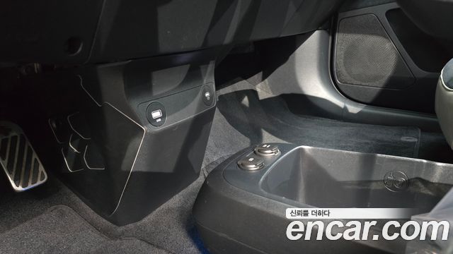 Kia EV6 2022 — photo 26