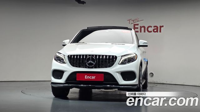 Mercedes-Benz GLE-Class 2017 — photo 3