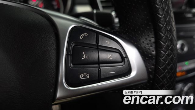 Mercedes-Benz GLE-Class 2017 — photo 31
