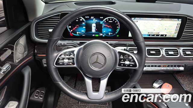 Mercedes-Benz GLE-Class 2021 — photo 21