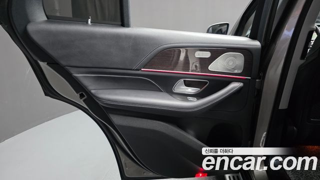 Mercedes-Benz GLE-Class 2021 — photo 15