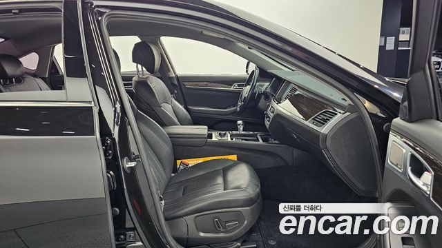 Genesis G80 2019 — photo 17