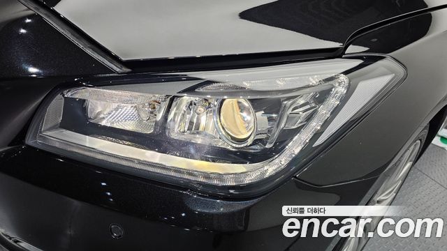 Genesis G80 2019 — photo 8