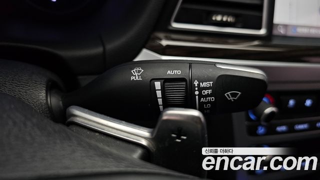 Genesis G80 2019 — photo 27