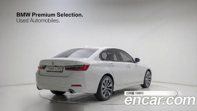 BMW 3-Series 2026 — photo 2