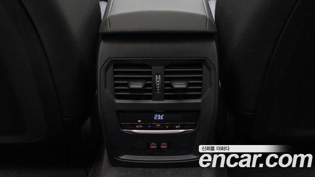 BMW 3-Series 2026 — photo 20