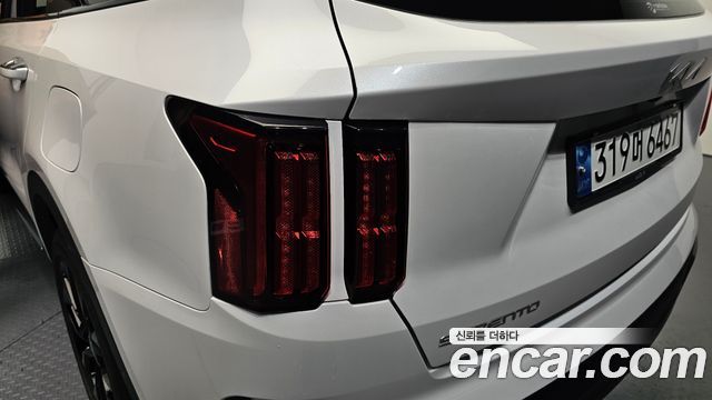 Kia Sorento 2023 — photo 9