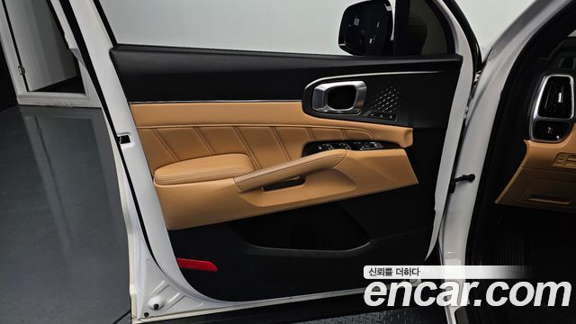 Kia Sorento 2023 — photo 14