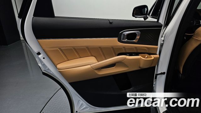 Kia Sorento 2023 — photo 15
