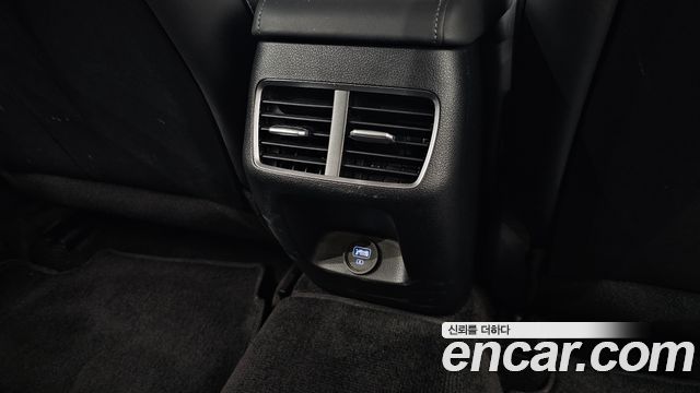 Hyundai Sonata 2023 — photo 25
