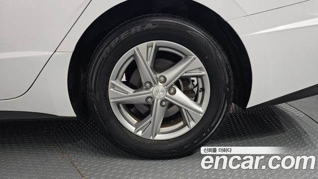 Hyundai Sonata 2023 — photo 7
