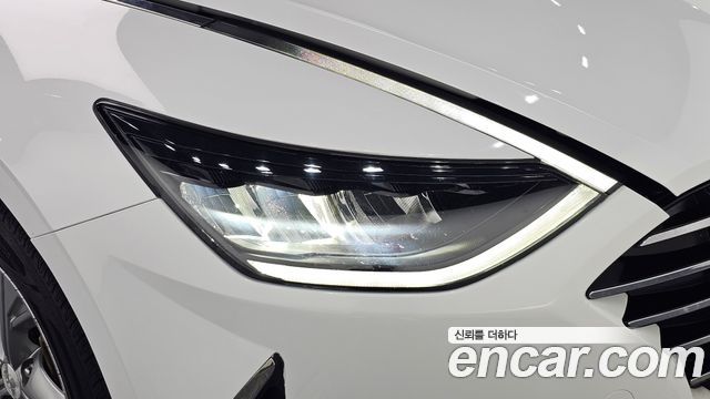 Hyundai Sonata 2023 — photo 8