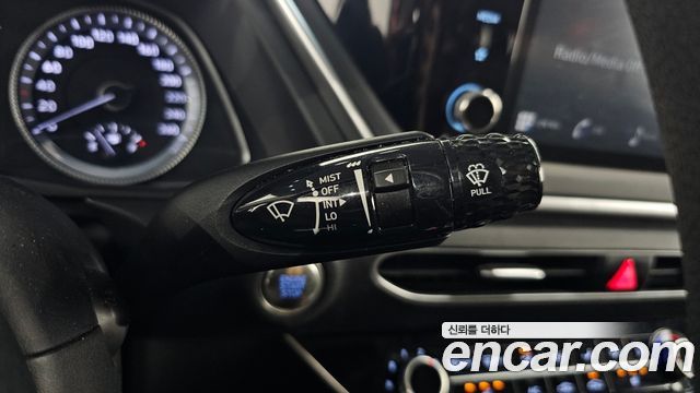 Hyundai Sonata 2023 — photo 32