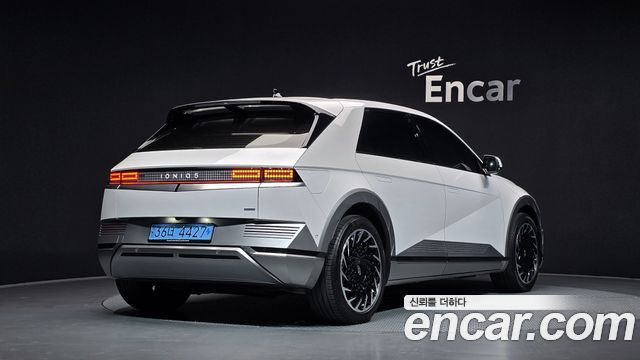 Hyundai Ioniq5 2023 — photo 2