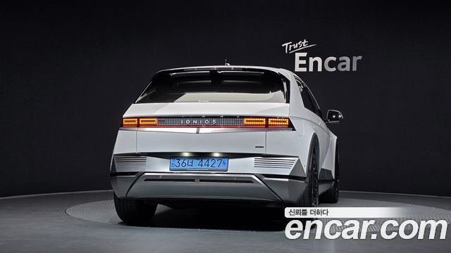 Hyundai Ioniq5 2023 — photo 4