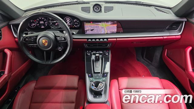 Porsche 911 2021 — photo 7