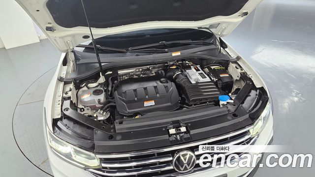 Volkswagen Tiguan 2022 — photo 6