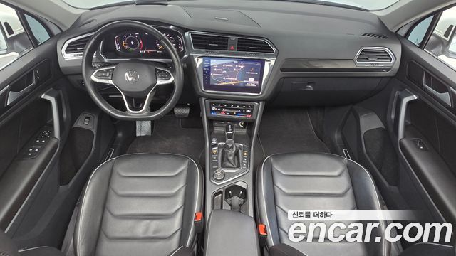 Volkswagen Tiguan 2022 — photo 10