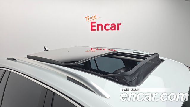 Volkswagen Tiguan 2022 — photo 30