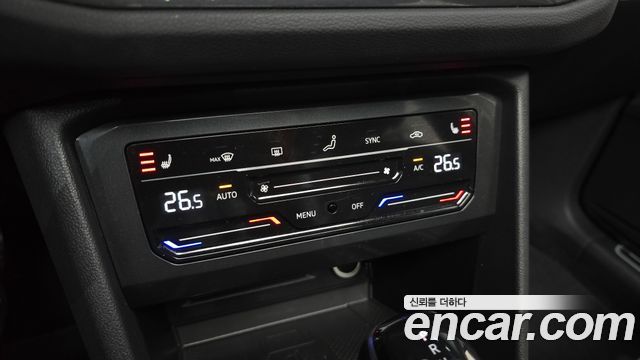 Volkswagen Tiguan 2022 — photo 33