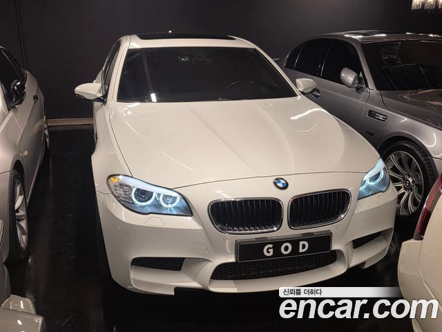 BMW M5 2013 — photo 1