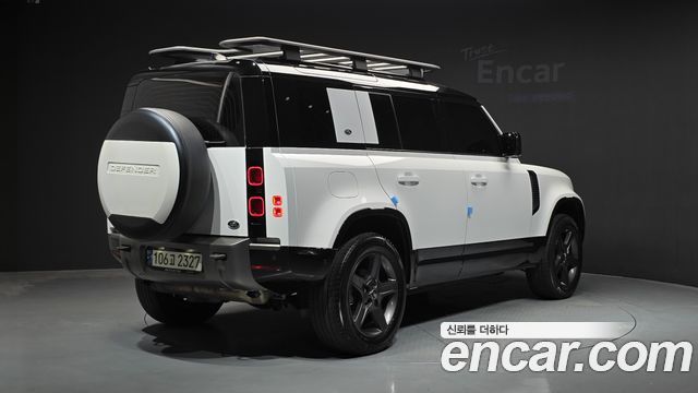 Land Rover Defender 2022 — photo 2