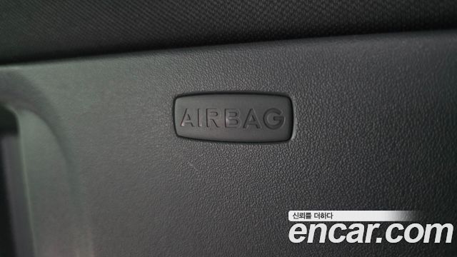 Land Rover Defender 2022 — photo 30
