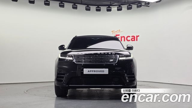 Land Rover Range Rover Velar 2026 — photo 7