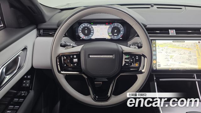 Land Rover Range Rover Velar 2026 — photo 15