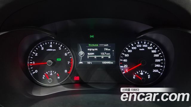 Kia K5 2016 — photo 11