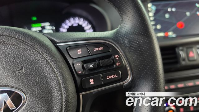 Kia K5 2016 — photo 21