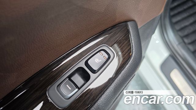 Kia K5 2016 — photo 25