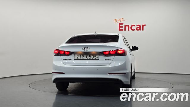 Hyundai AVANTE 2016 — photo 4