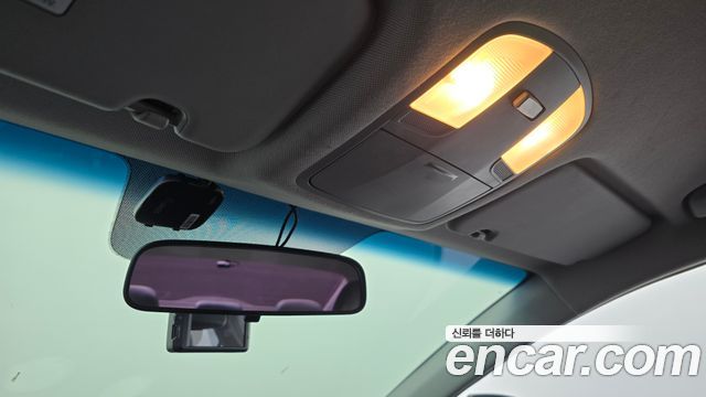 Hyundai AVANTE 2016 — photo 21