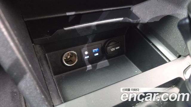 Hyundai AVANTE 2016 — photo 27