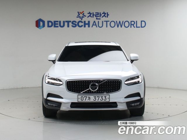 Volvo V90 2019 — photo 3