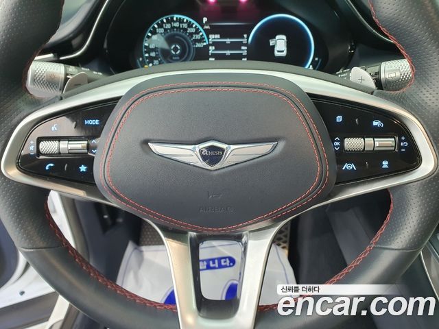Genesis GV70 2021 — photo 13